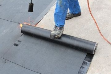 travaux d'étanchéité de toit plat avec membrane EPDM à Caen par couvreur 14