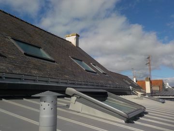 pose toiture zinc par couvreur zingueur à Caen Calvados